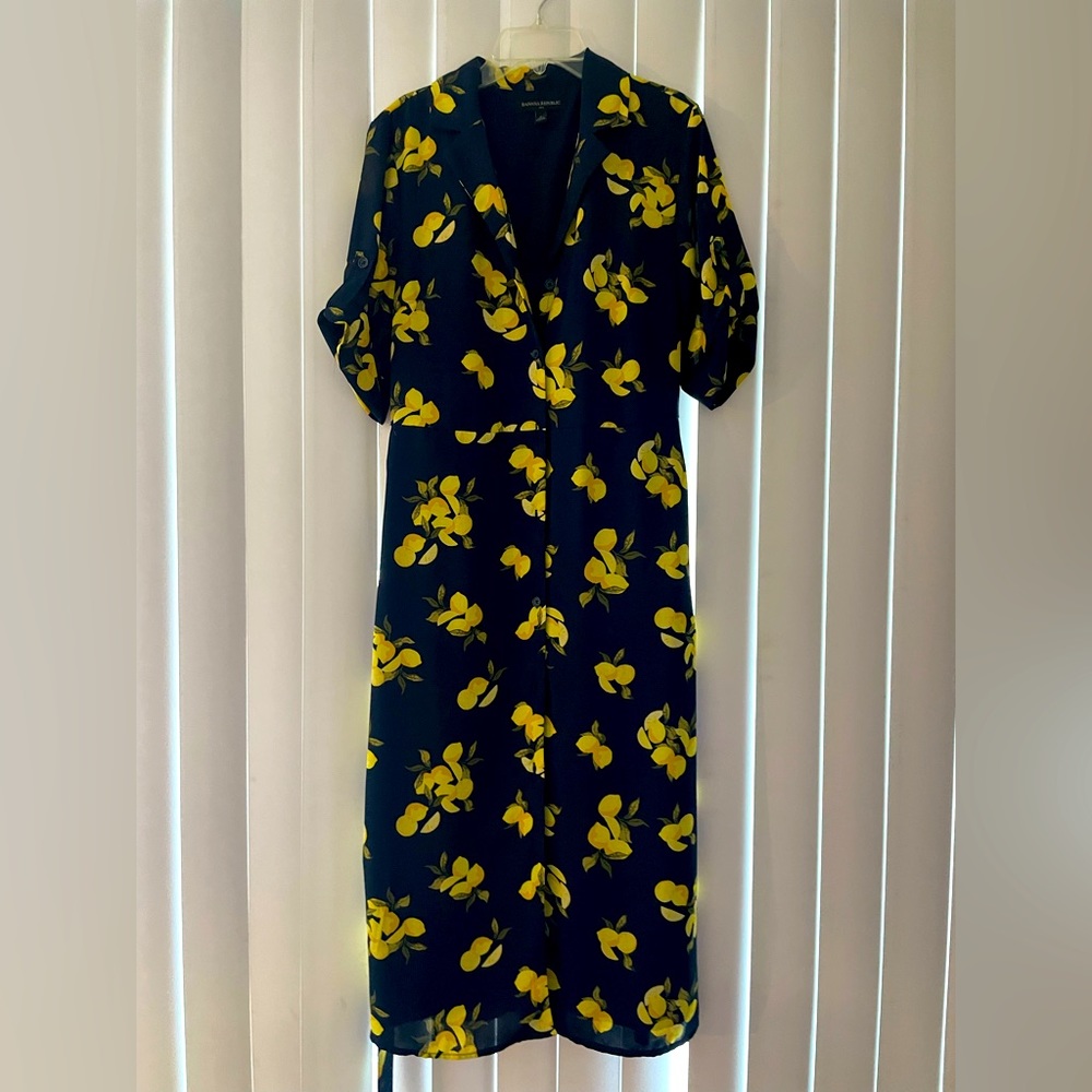 Short sleeve, knee length lemon dress